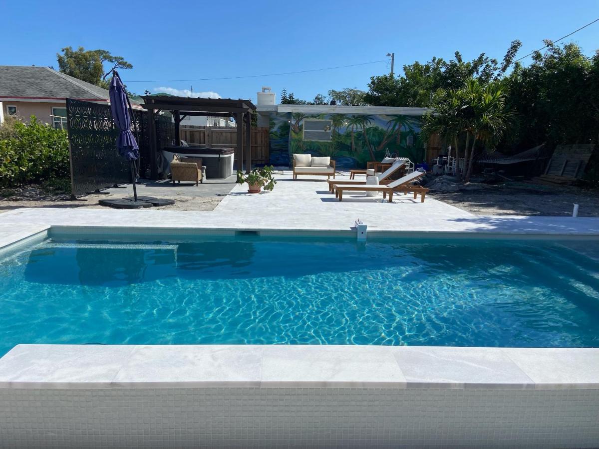 Jungle Cottage With Luxury Pool, Hot Tub And More! Lake Worth Beach Dış mekan fotoğraf