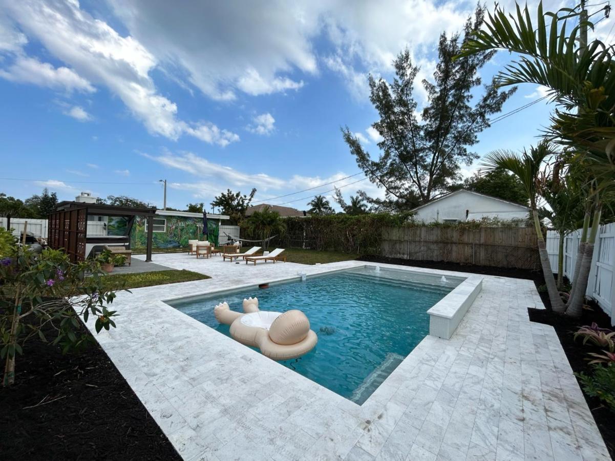 Jungle Cottage With Luxury Pool, Hot Tub And More! Lake Worth Beach Dış mekan fotoğraf
